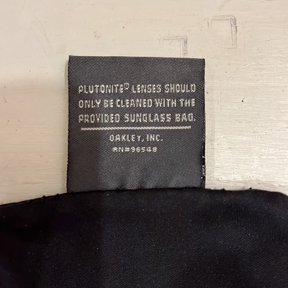Oakley Drawstring Sunglasses Case - Picture 4 of 4